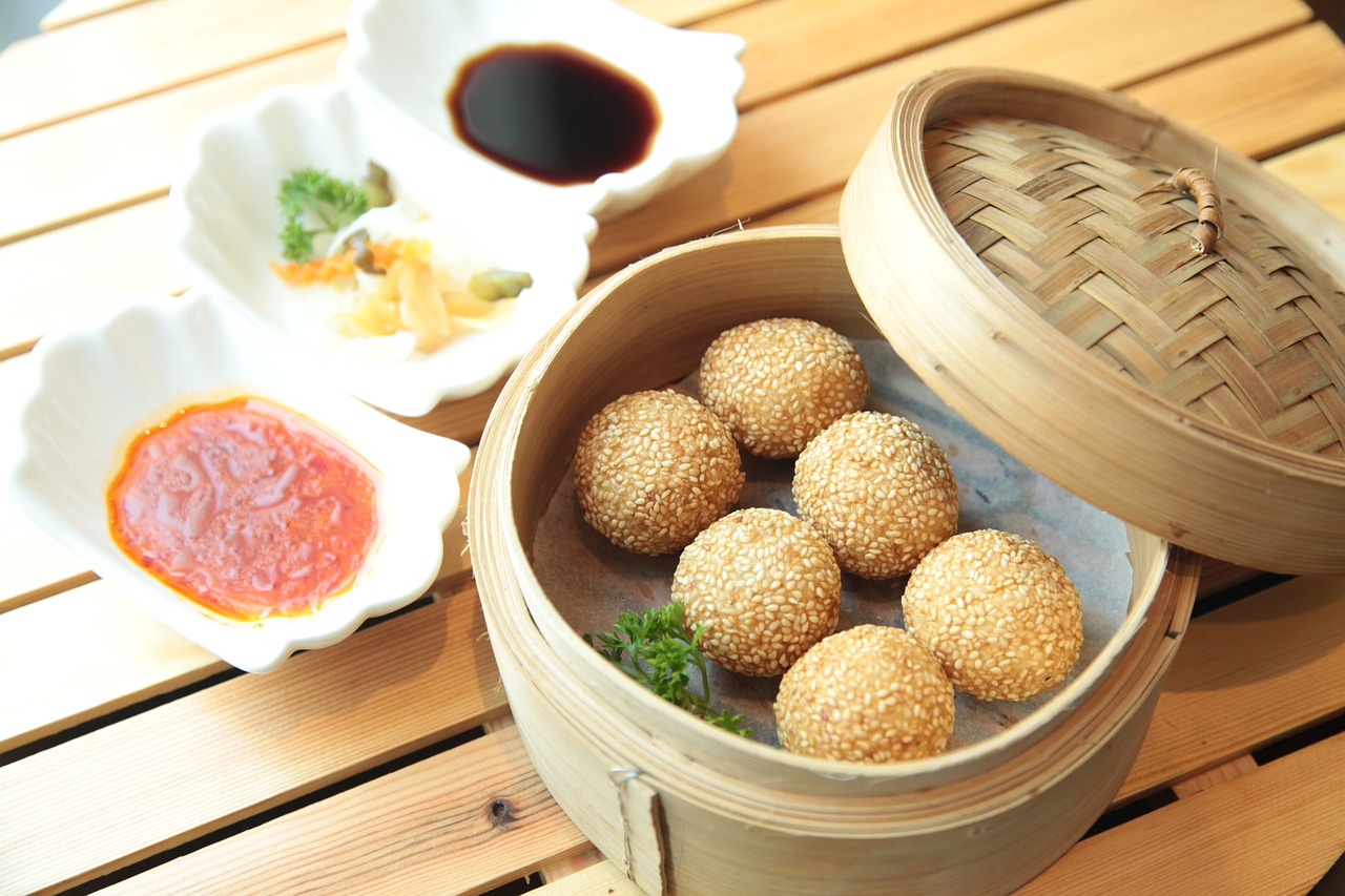 探索傳統(tǒng)美食創(chuàng)新之路，最新餃子包法分享
