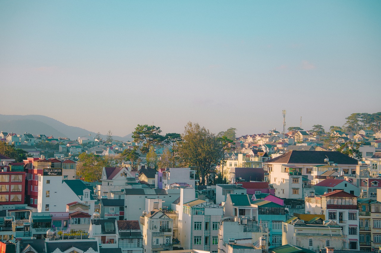 魯爾山，自然人文交融之美，探索最新旅游勝地